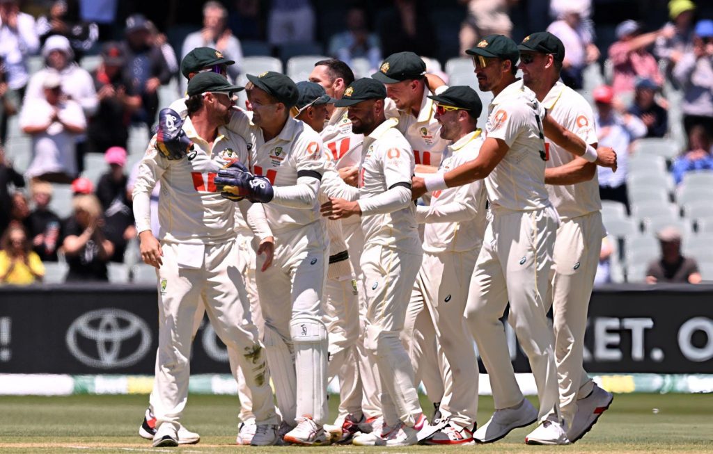 Australia crush England fightback to retain the Ashes Australia retained Ashes