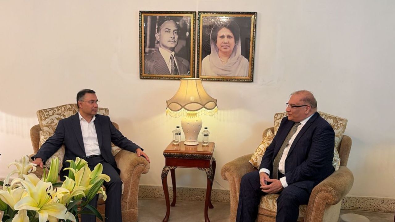 Pakistan High Commissioner meets Tarique Rahman