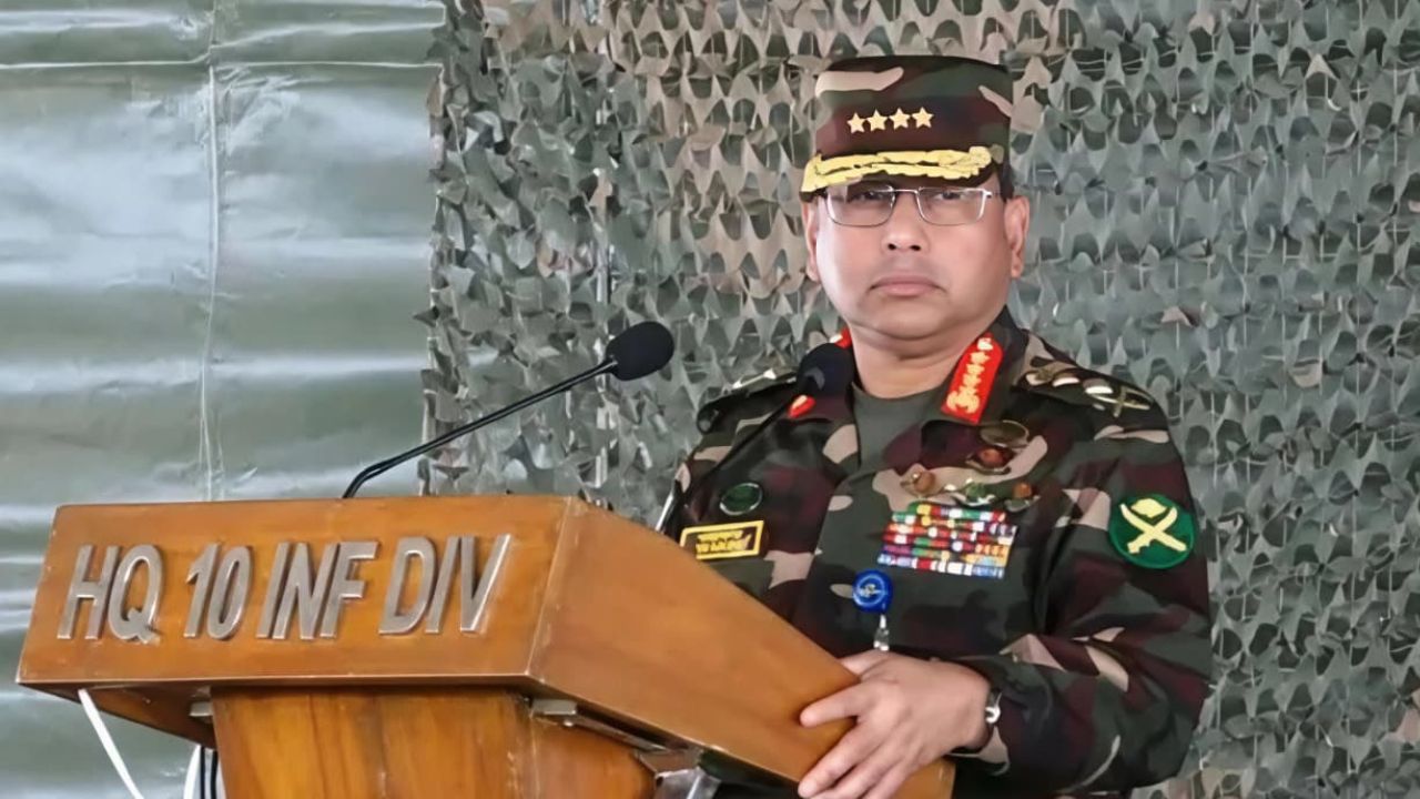 Army chief stresses professionalism for peaceful polls