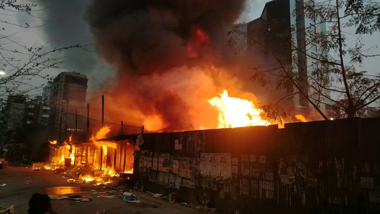 Fire at Uttara-11 kitchen market doused