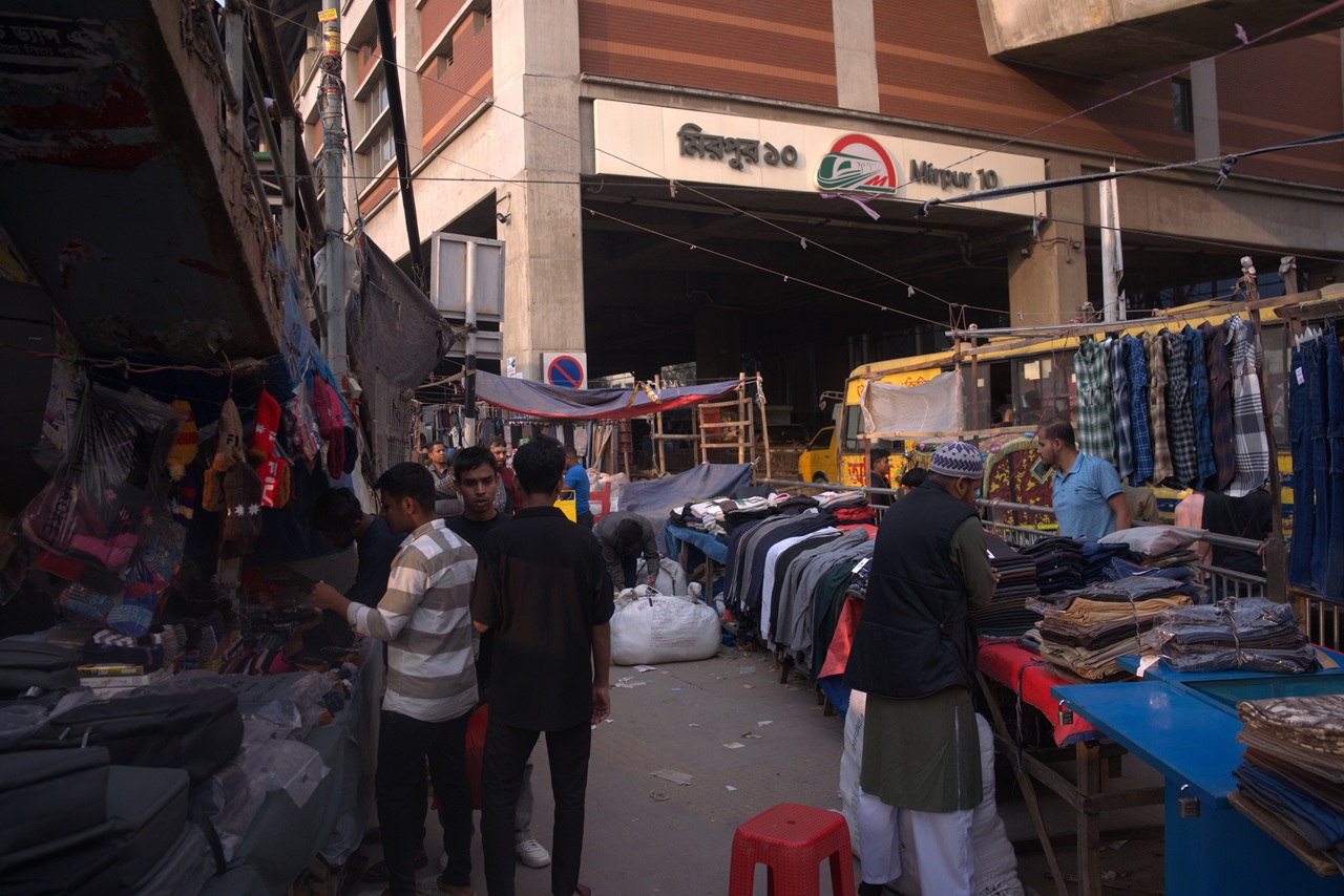 footpath of Mirpur 10