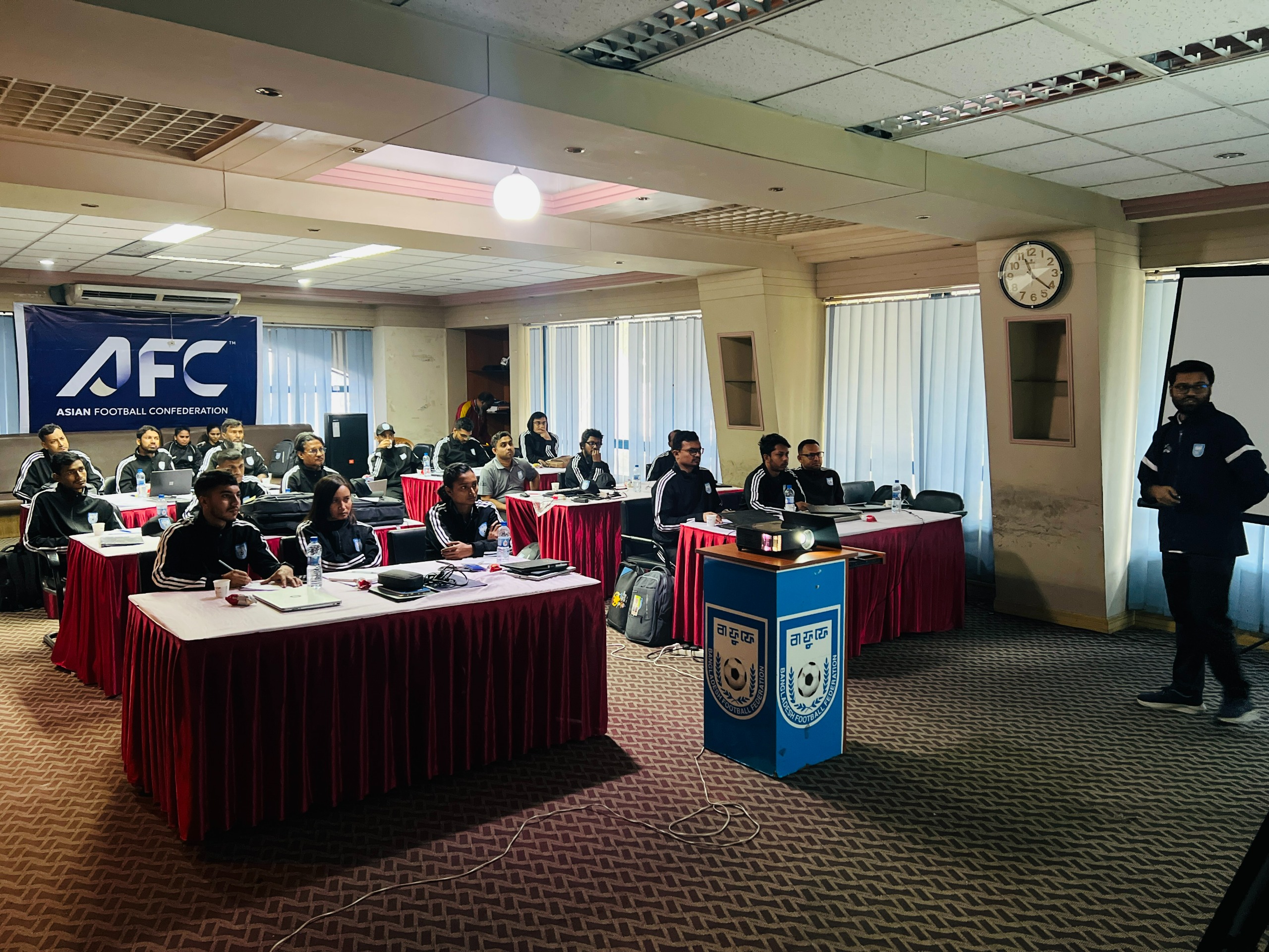 Bangladesh football takes analytical step with new certification course