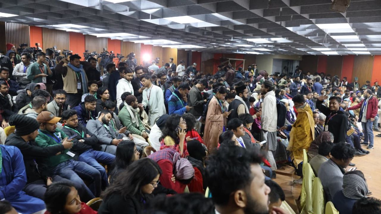 Jnucsu vote counting halted amid machine glitch