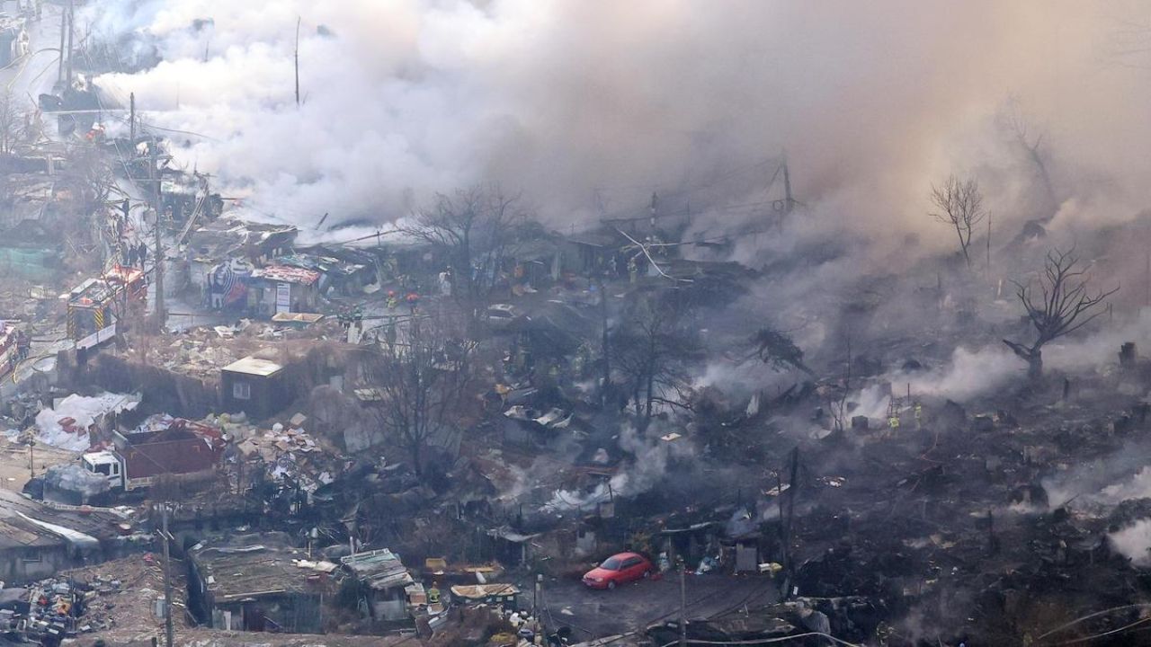 Fire guts dwellings in Seoul’s final shanty town