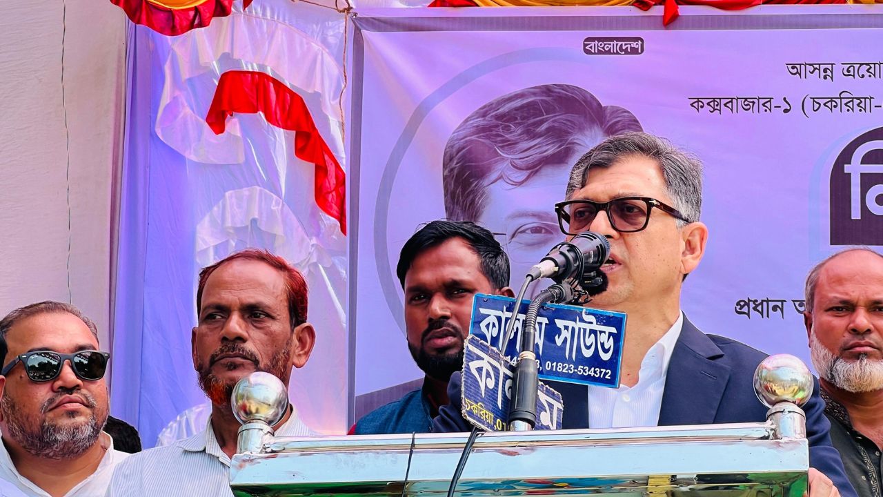 Salahuddin leads record electoral procession in Pekua