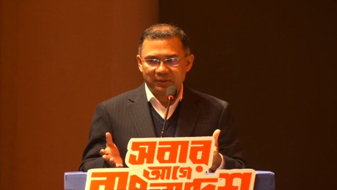 Journalists demand free press, democracy