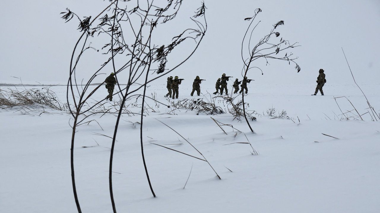 Ukrainian forces under pressure