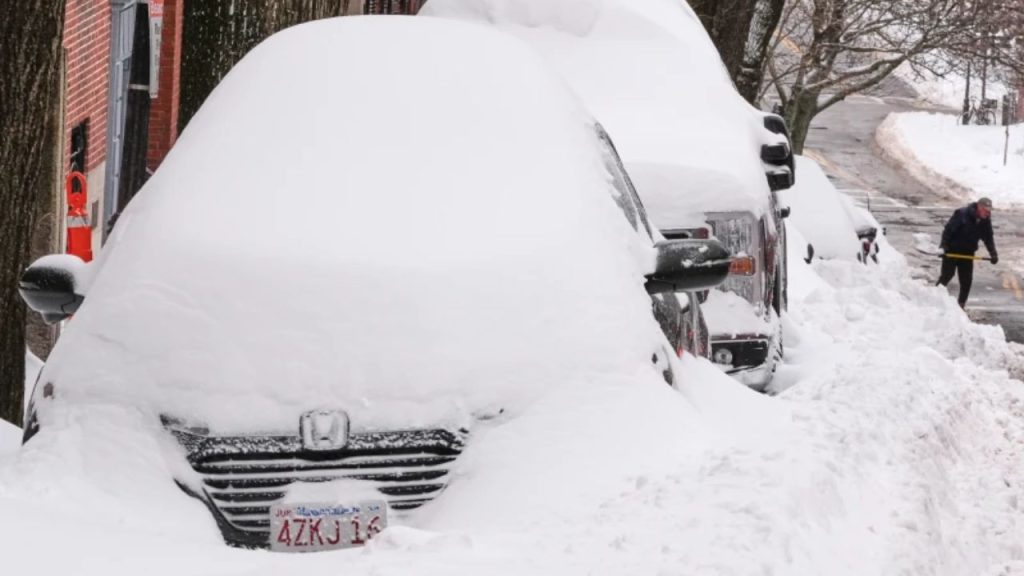 US winter storm kills at least 30