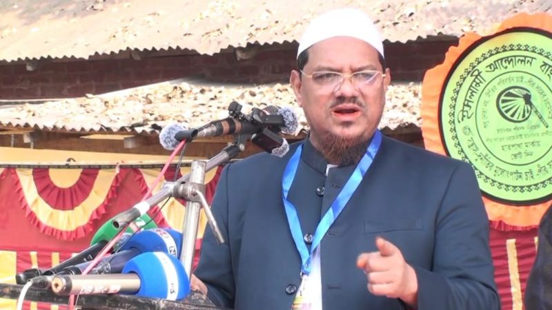 Jamaat ameer takes selfies with ‘unveiled’ women: Rezaul Karim