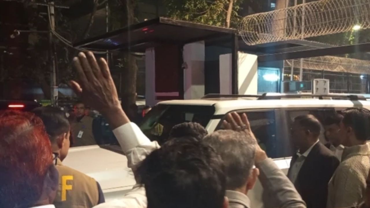 Tarique Rahman at Jamuna with family to meet Yunus