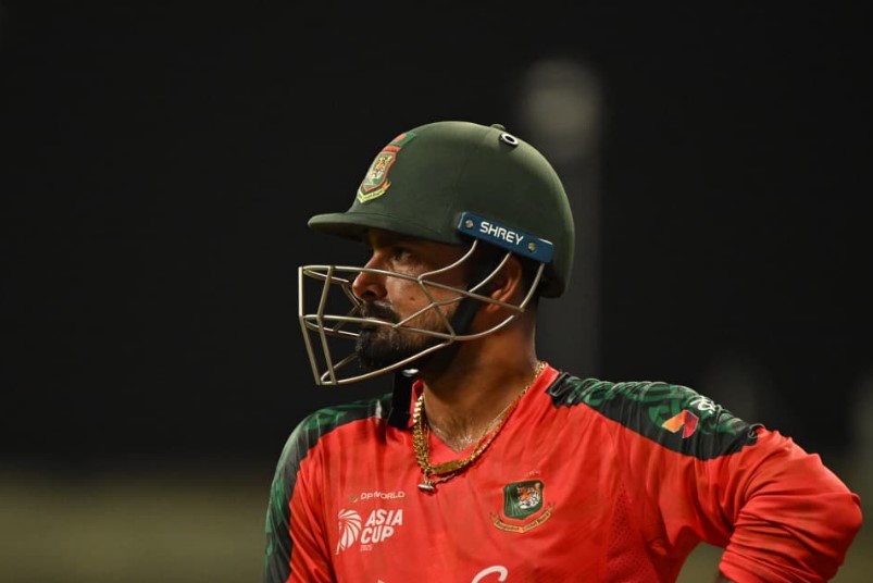 Phil Simmons moves Litton to middle order for Pakistan ODIs