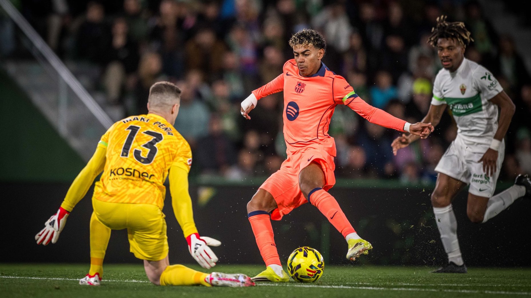Barcelona win 3-1 despite wasteful night as Flick hails Lamine Yamal