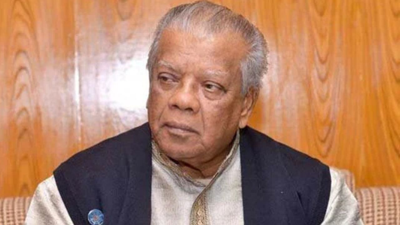 Court freezes ex-minister Amu’s eight bank accounts