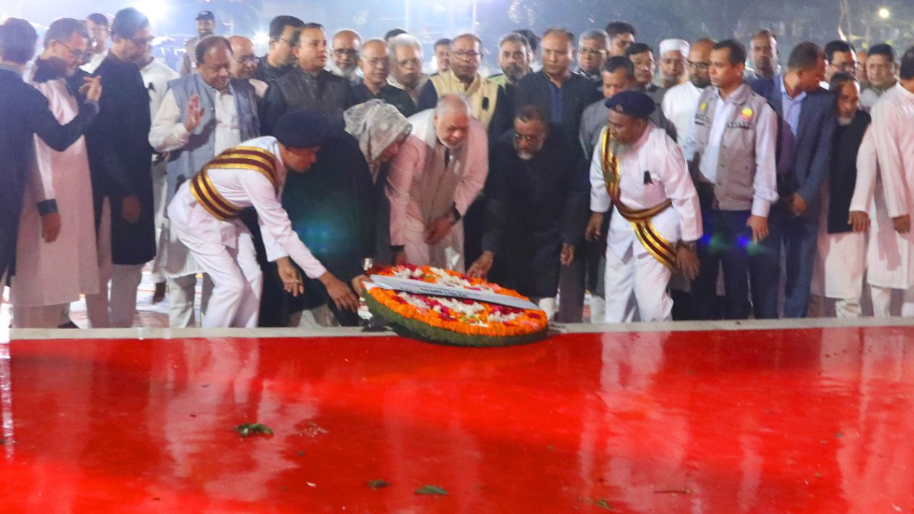 CJ, SC judges pay tribute to martyrs