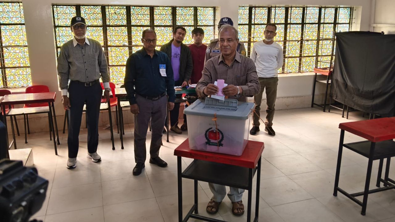 Home adviser votes, reaffirms free and fair polls
