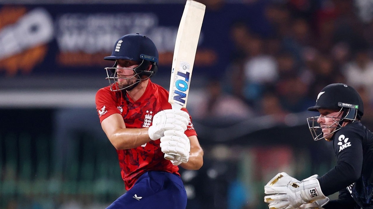 England beat New Zealand as Pakistan face 65 run equation
