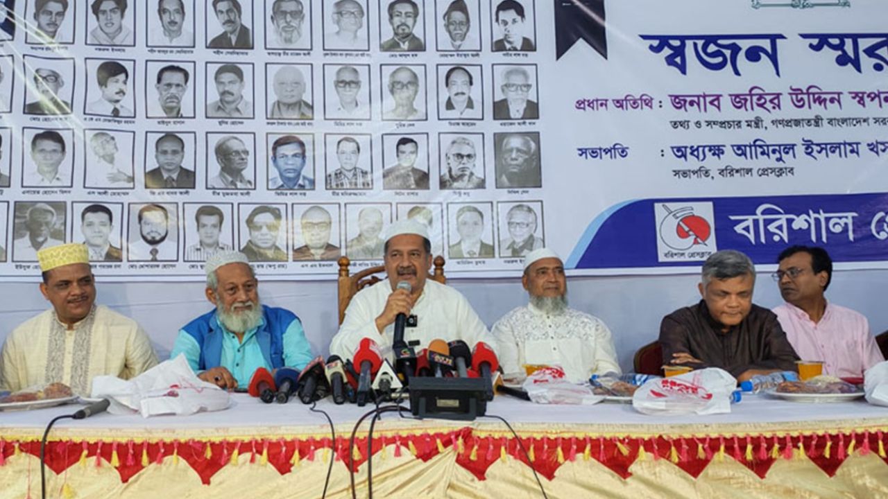 Media sets accountability boundaries, state guarantees freedom: Swapan