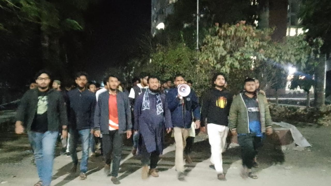 Police attack on Inqilab Moncho activists sparks university protests