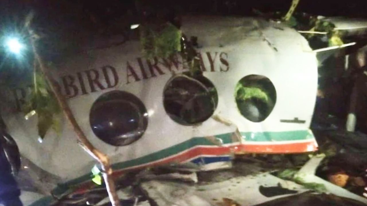 7 killed as air ambulance crashes in India