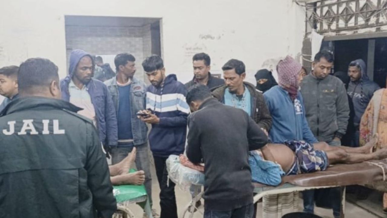 6 injured in BNP factional clashes in Narail