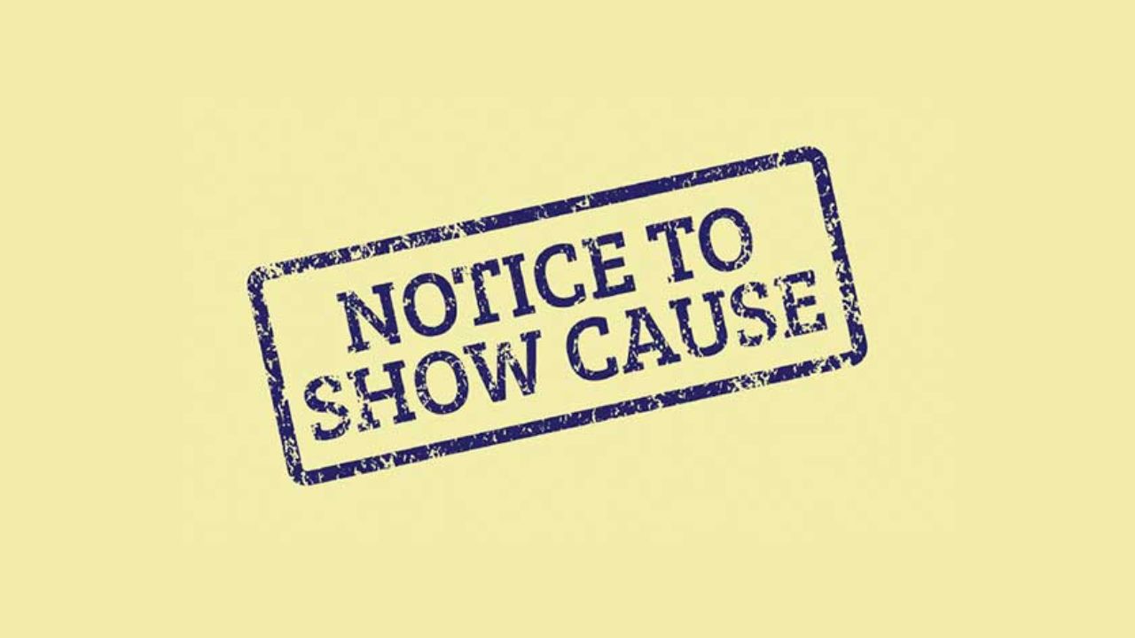 Show-cause notice to judge for allegedly assaulting police SI