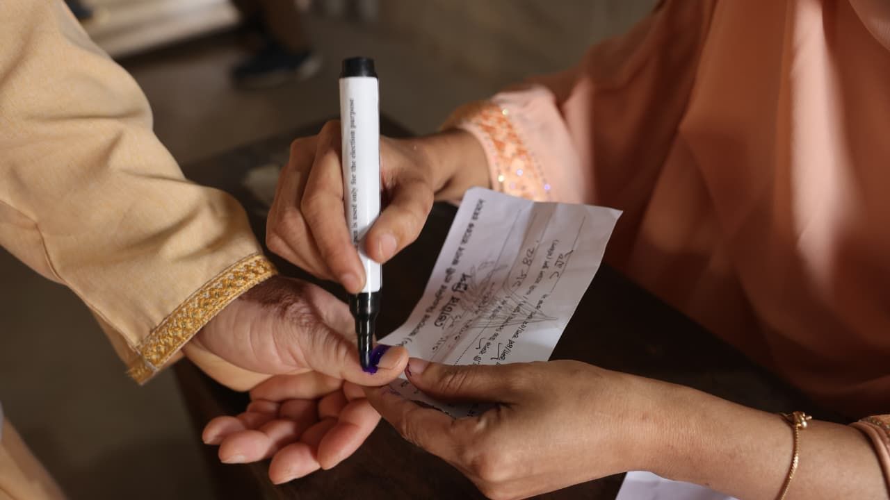 Khulna division sees high turnout in mostly peaceful election