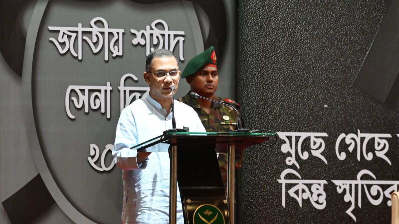 PM vows state recognition for Pilkhana martyrs