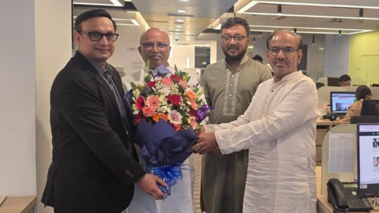 Shairul Kabir Khan joins Somoyer Alo as advisory editor