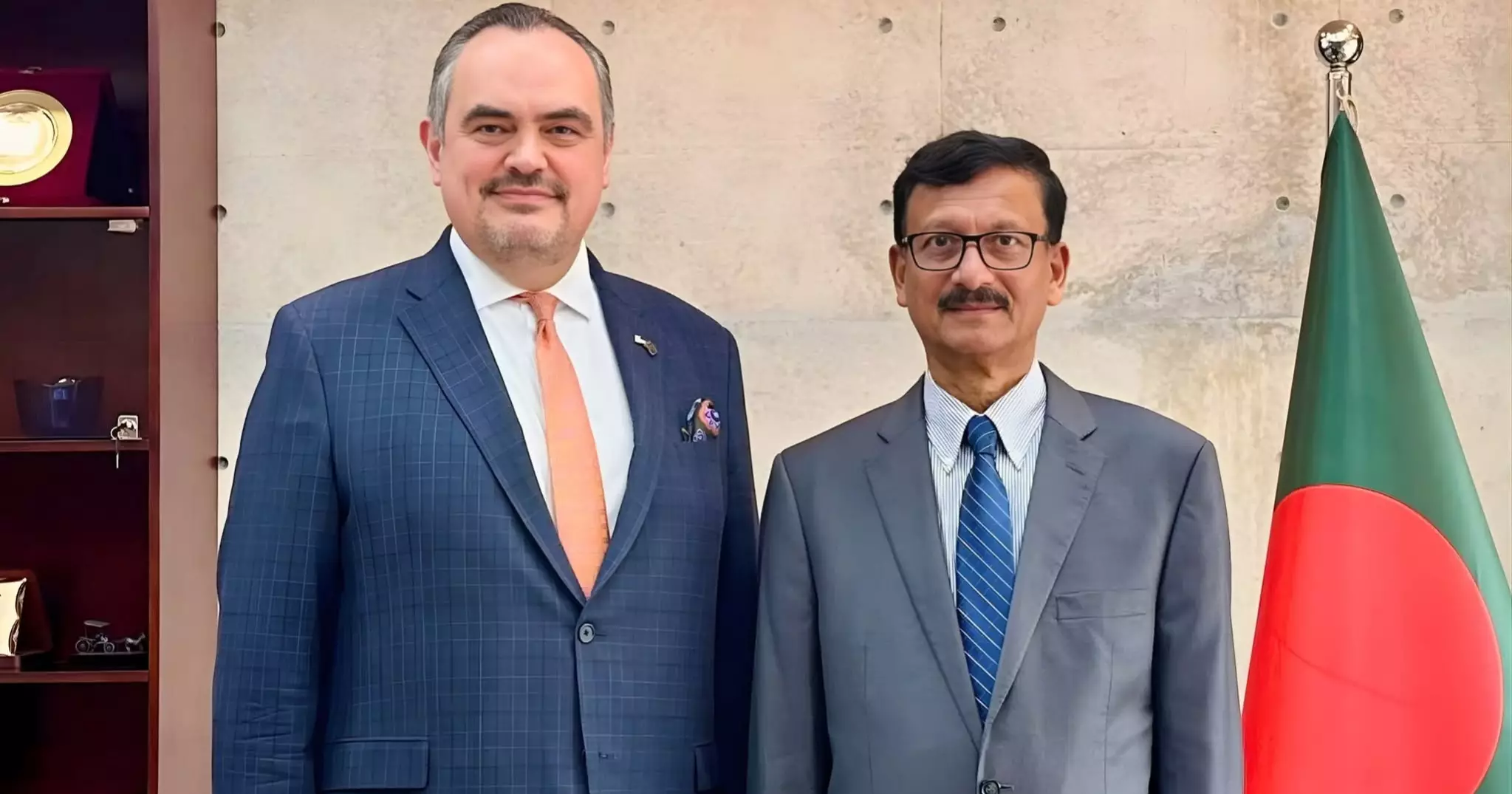 US Ambassador, touhid