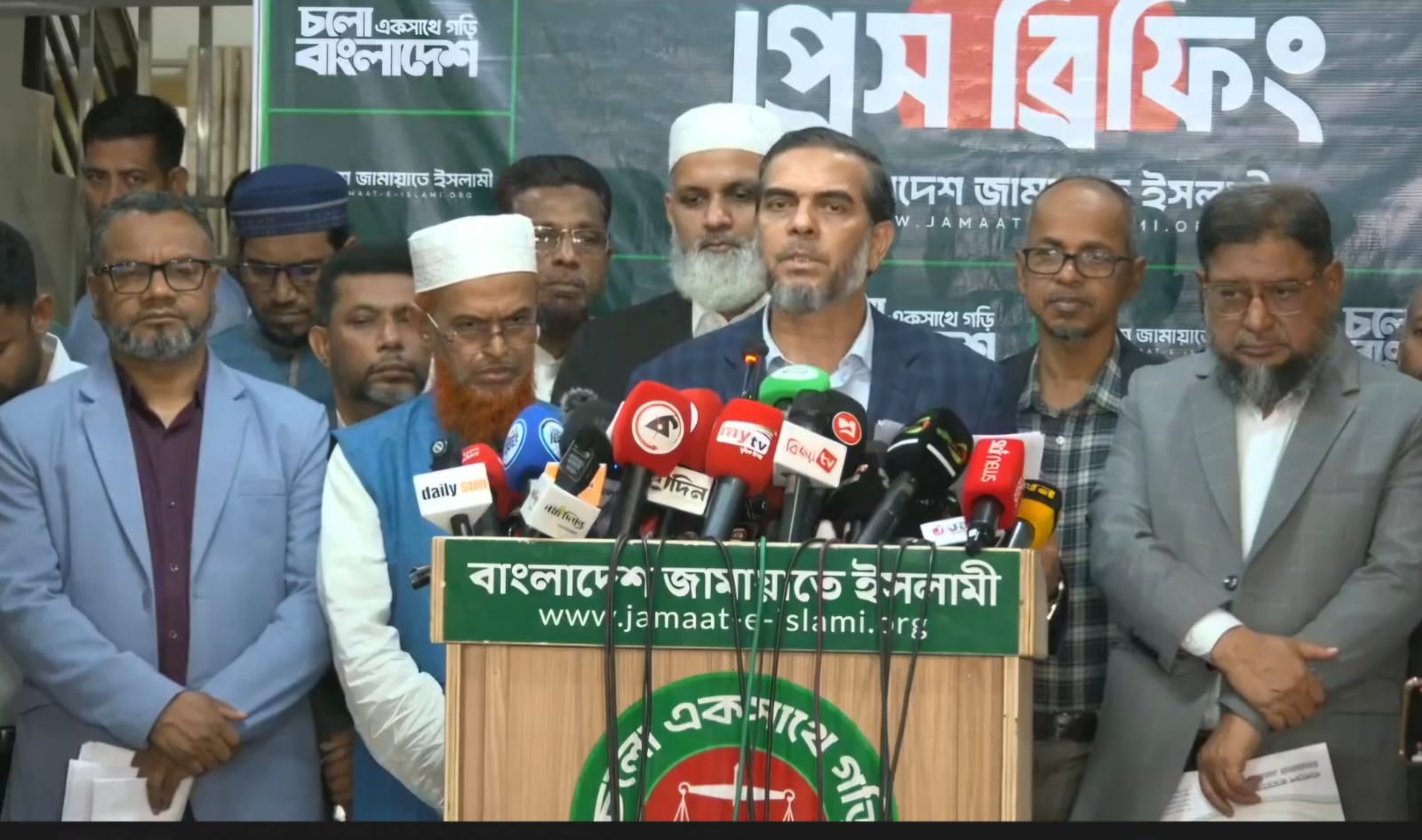 Jamaat seeks oath halt in 30 seats