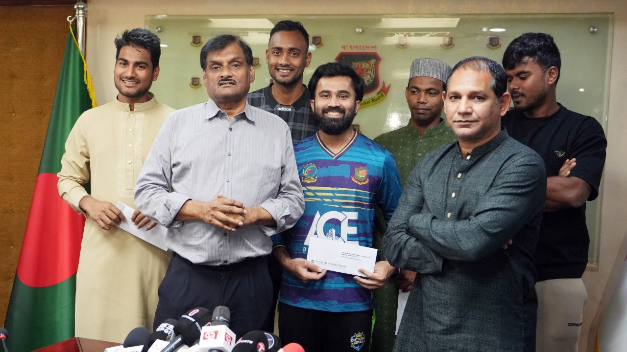 Chattogram Royals receive payments, Naim praises BCB