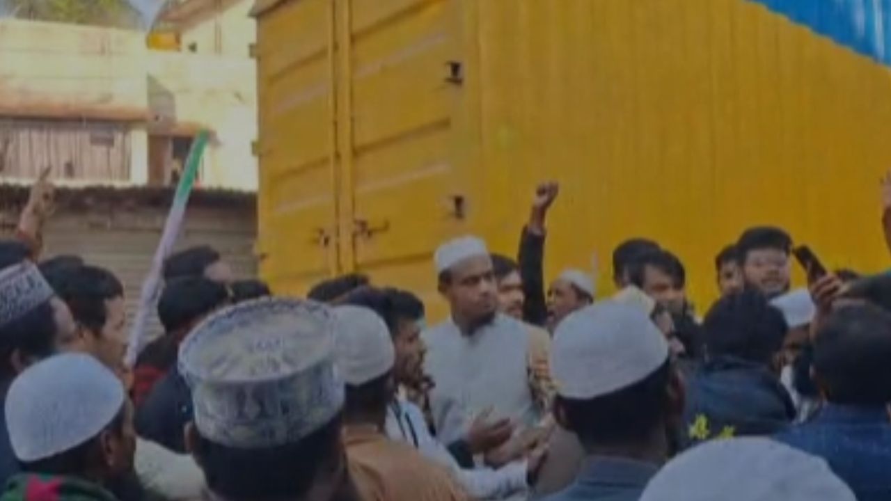 At least 20 injured in BNP–Jamaat clash in Patuakhali
