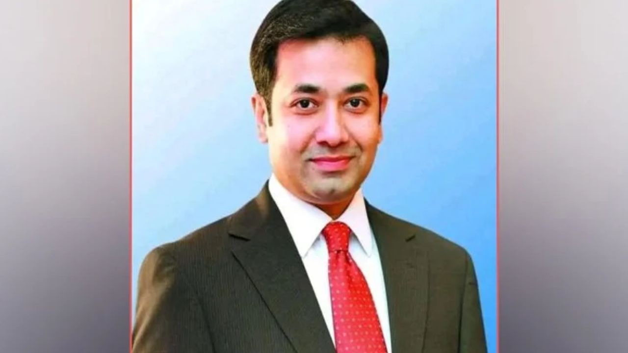 Yeaser Khan gets Information State Minister post