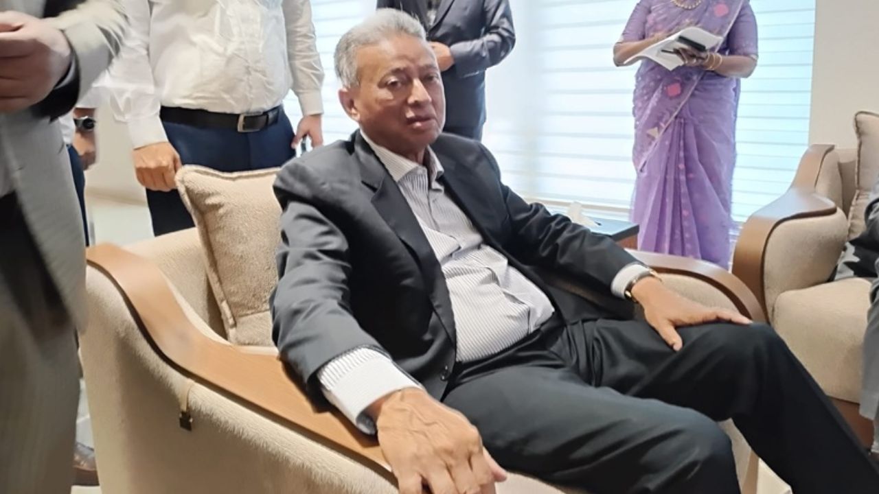 Amir Khosru vows to end patronage economy