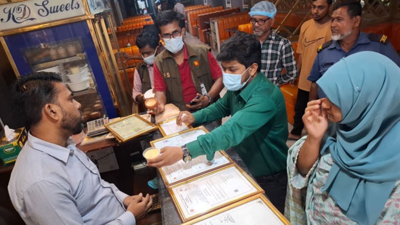 Ctg ‘Kacchi Dine’ fined Tk3 lakh