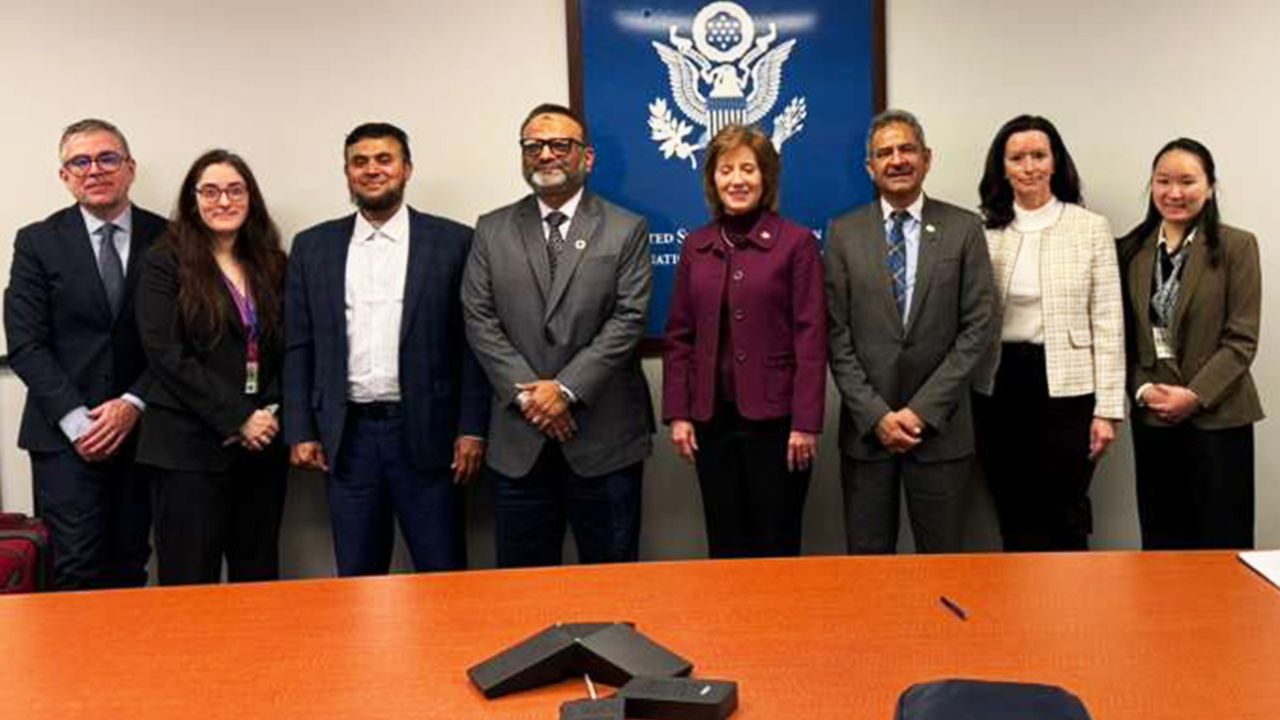 DU VC presents Bangladesh’s coexistence model in US