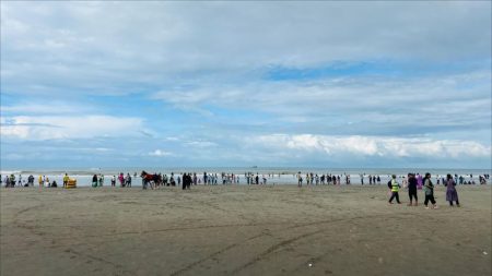 Cox’s Bazar empty as nation celebrates election