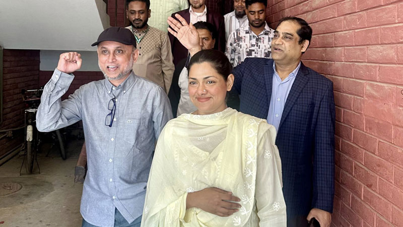 Tisha, Farooki cast votes together in Nat’l Election