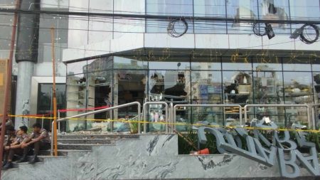 Rickshaw drivers vandalise Uttara building over false rumour Uttara Square vandalised