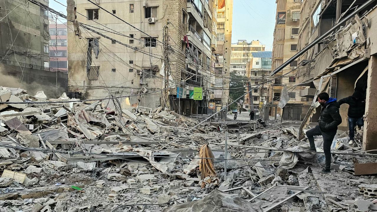 Blasts rock Mideast for 4th day
