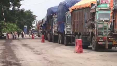 Bhomra Land Port resumed