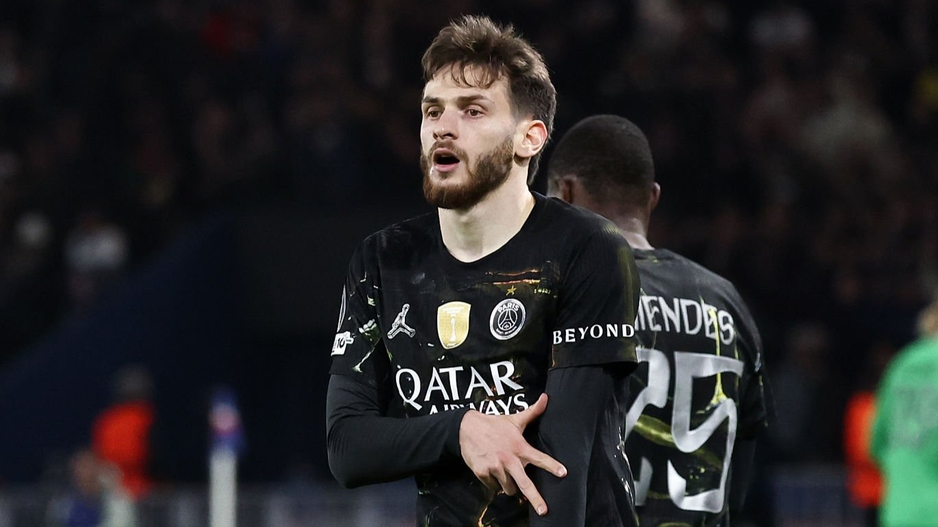 PSG crush Chelsea as Arsenal snatch late draw