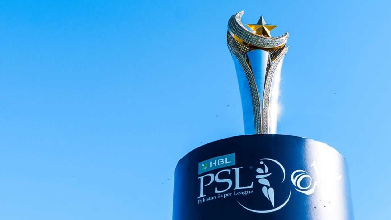 psl-11-trophy-with-1-600-gemstones-unveiled