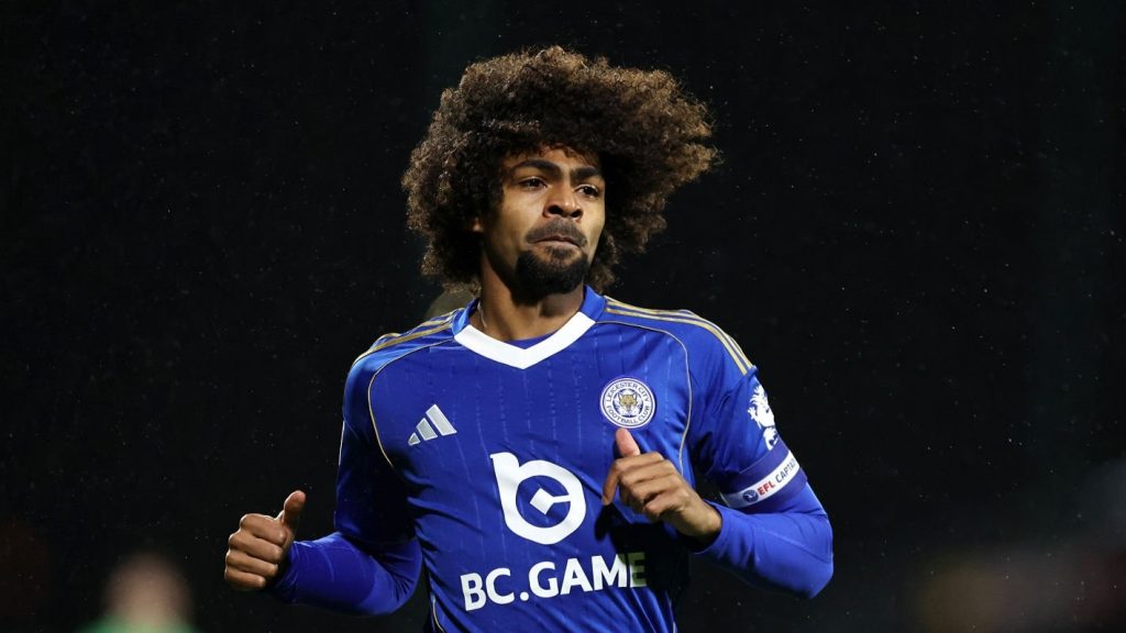 Hamza will not join Dhaka camp before Singapore qualifier Hamza Choudhury Dhaka camp