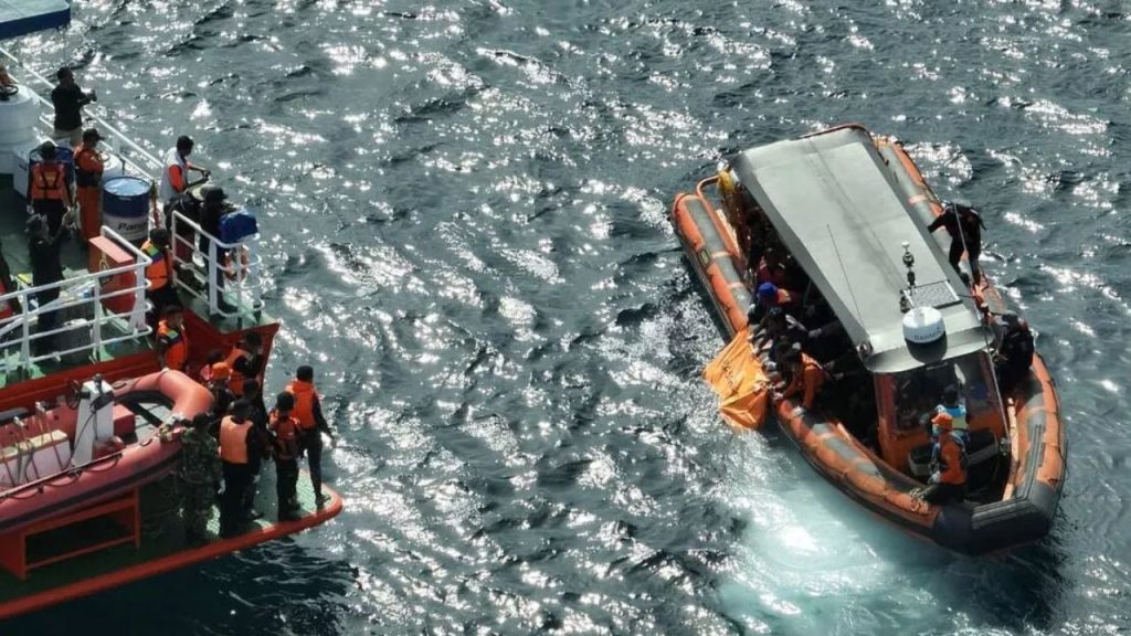 Boat sink Indonesia