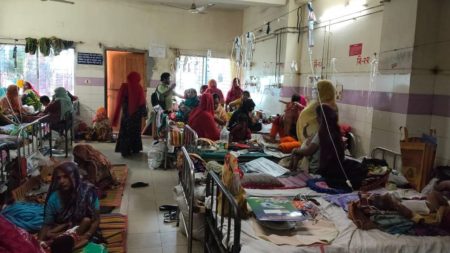 Measles outbreak: Hospital beds overflow with sick children Measles