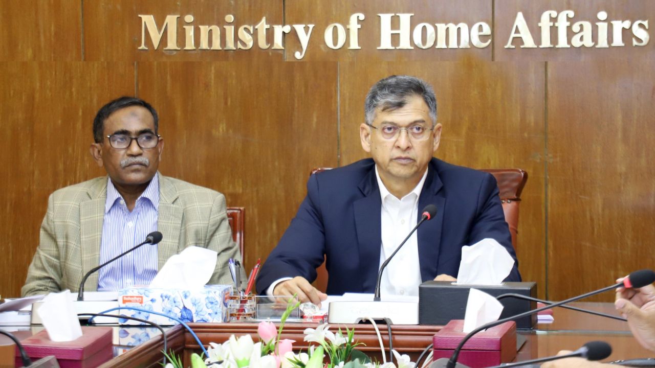 Salahuddin vows crackdown on top terrorists, extortionists