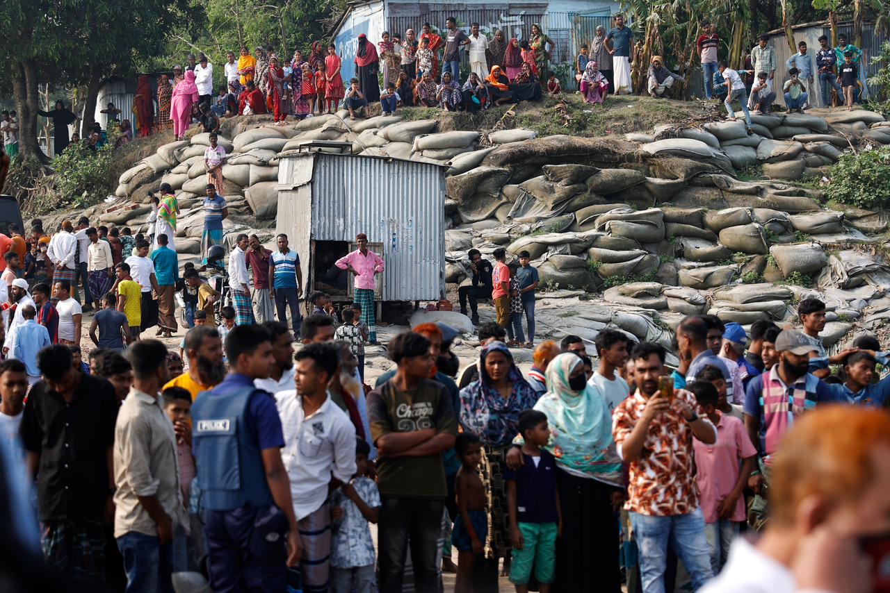 curious crowd as Daulatdia tragedy Death toll rises