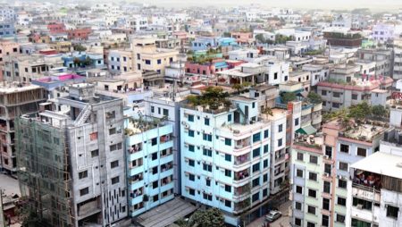 Cheaper flats, bigger risks: Is land-sharing worth the gamble? land-sharing
