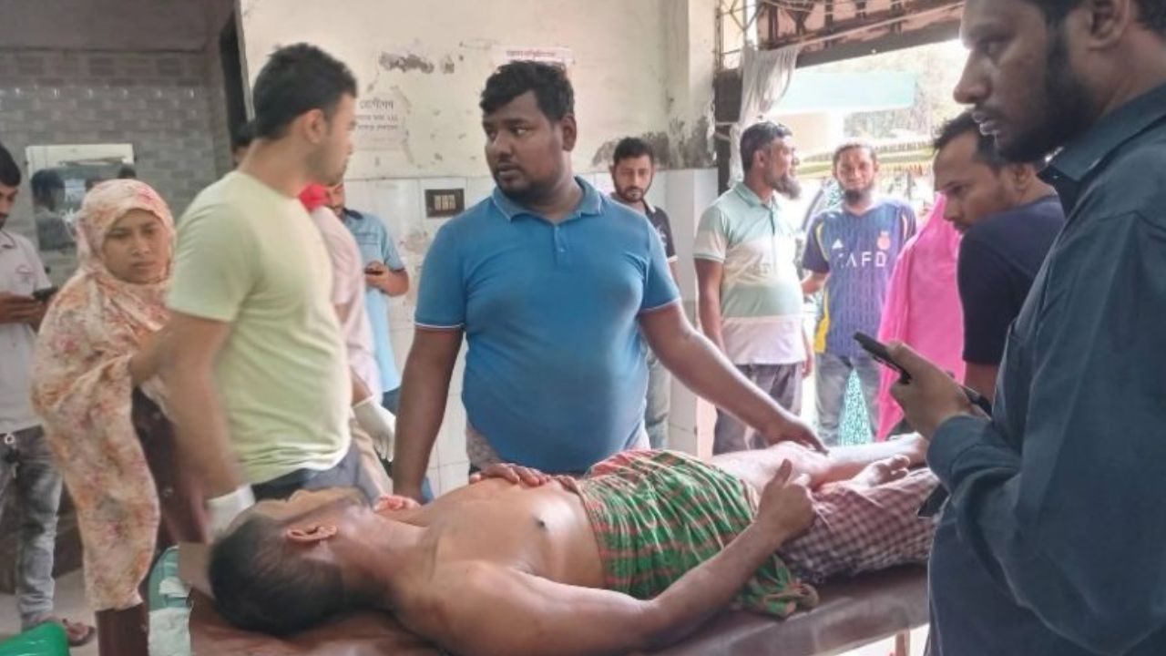 15 injured in clash over dominance in Narail